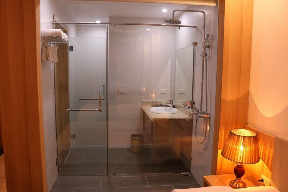Ha Huy Hotel Ha Tinh Bagian luar foto